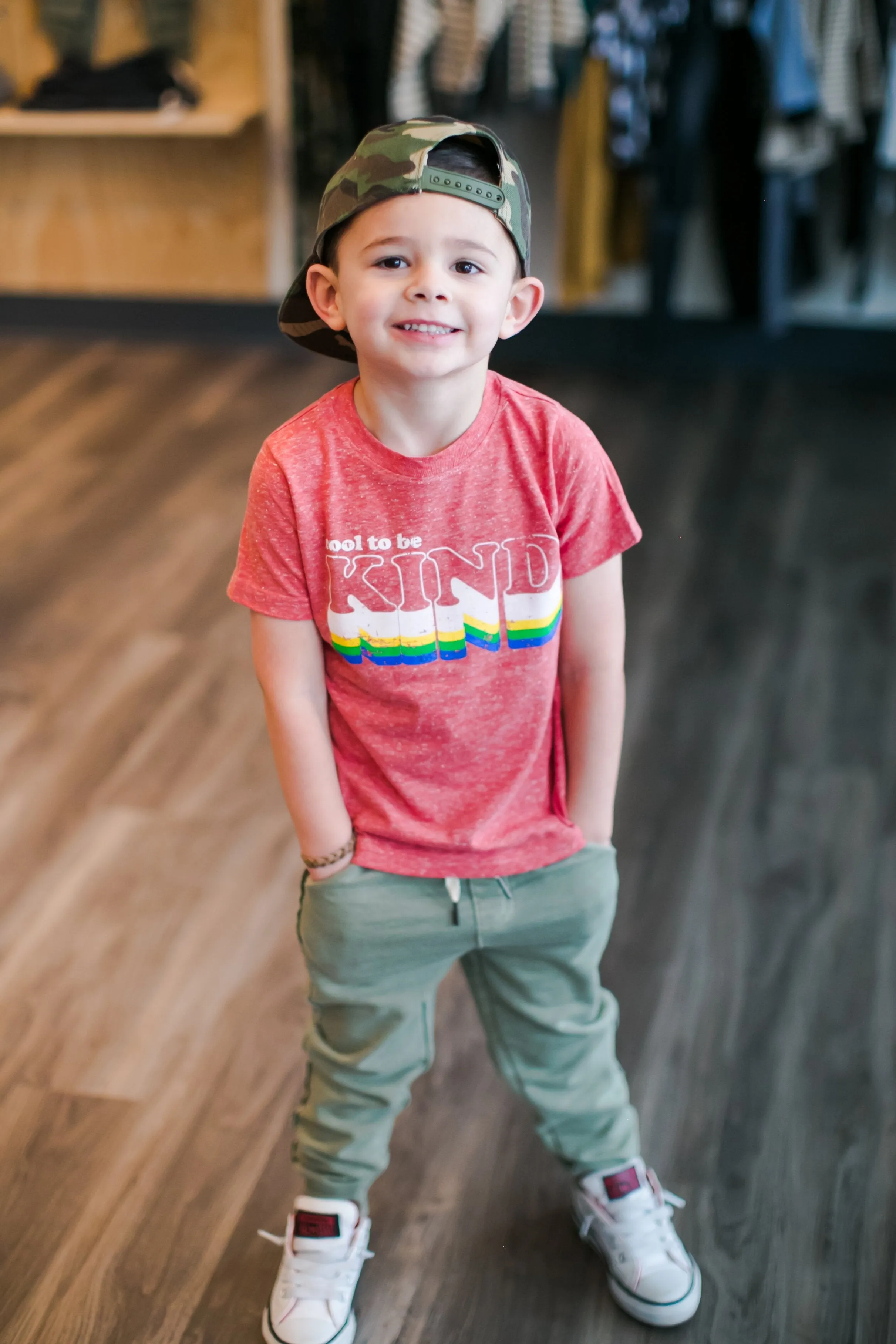 Roman & Leo - Cool to be Kind Tee in Heather Red