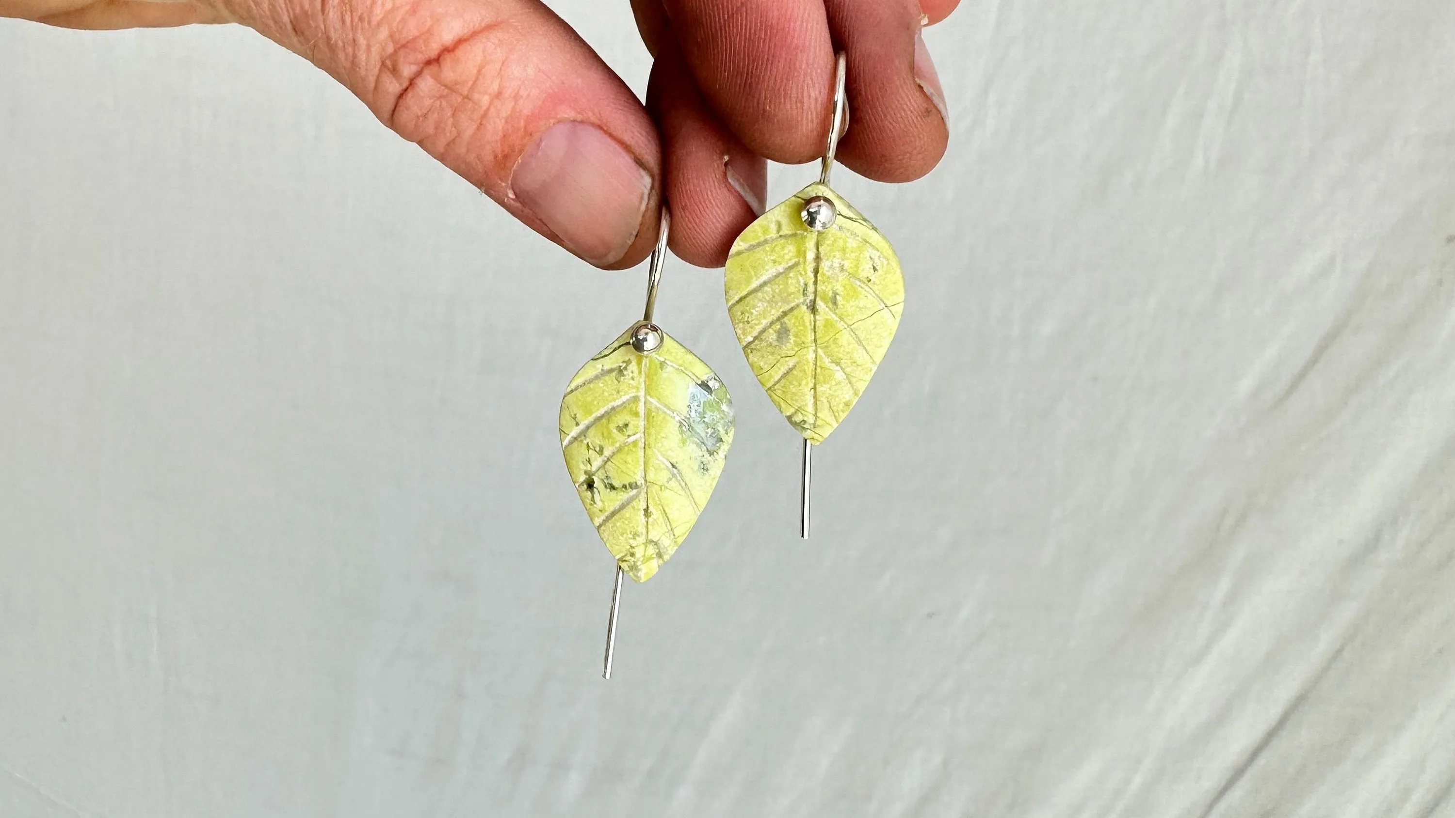 Serpentine Leaf Earrings. Sterling Silver. 2356