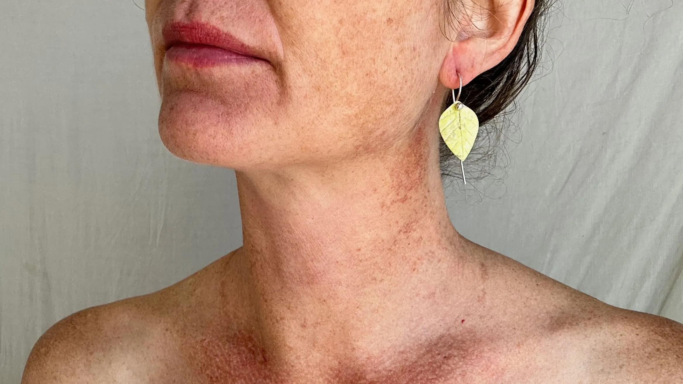 Serpentine Leaf Earrings. Sterling Silver. 2356