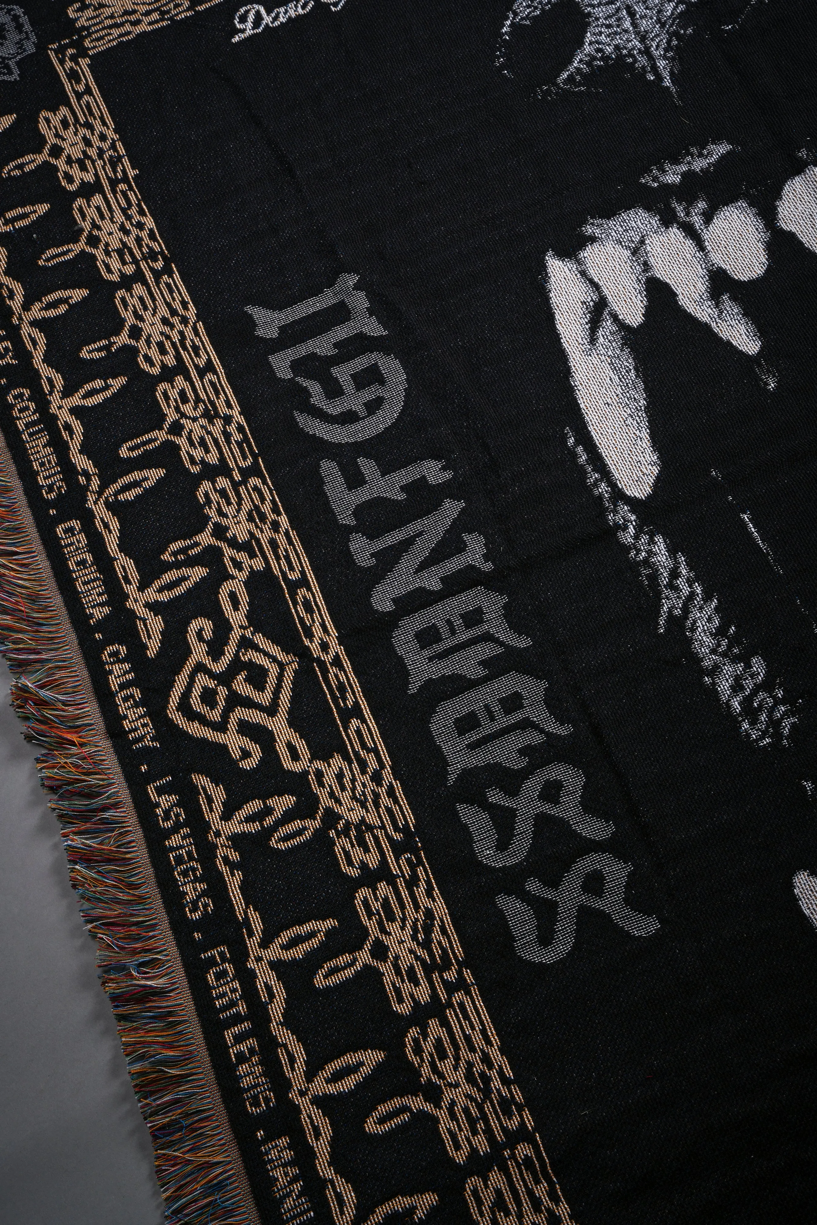 Sustain Tapestry Blanket in Black